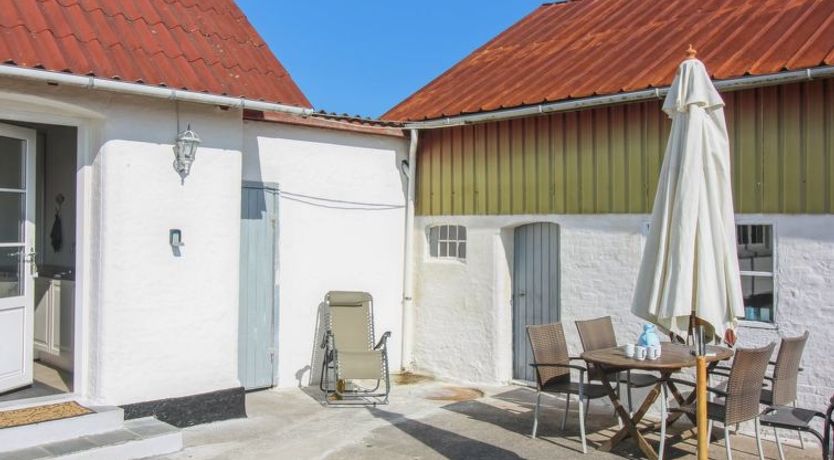 Photo of "Fraþulf" - 6km from the sea