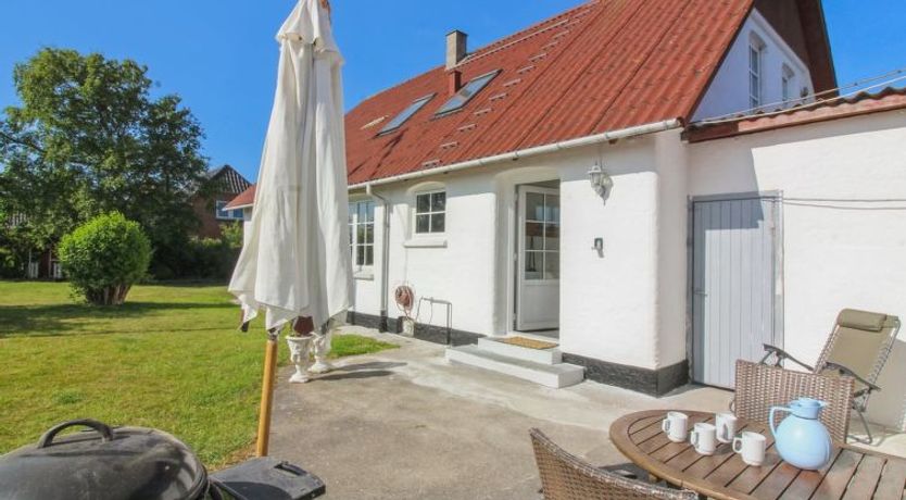 Photo of "Fraþulf" - 6km from the sea