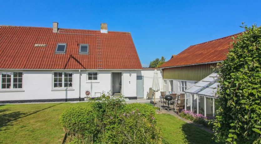 Photo of "Fraþulf" - 6km from the sea