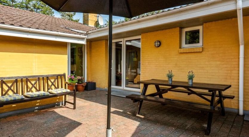 Photo of "Billing" - 11km from the sea