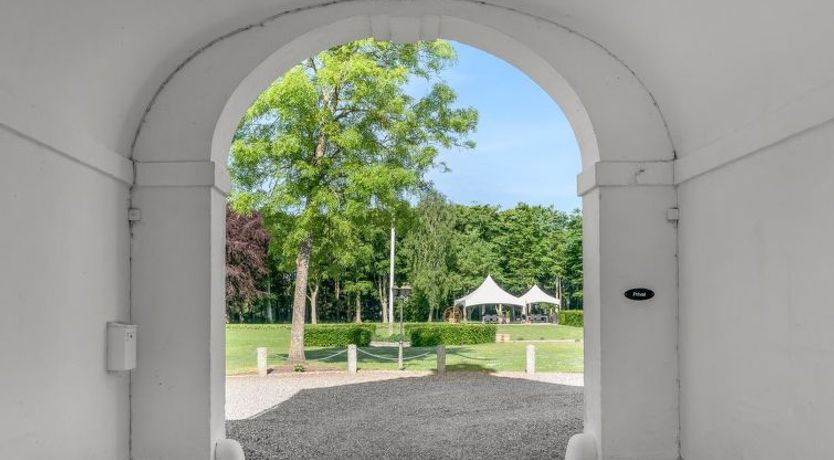 Photo of "Edine" - 4.5km from the sea