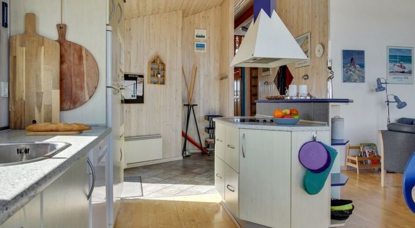 Photo of "Zafirka" - 364m from the sea