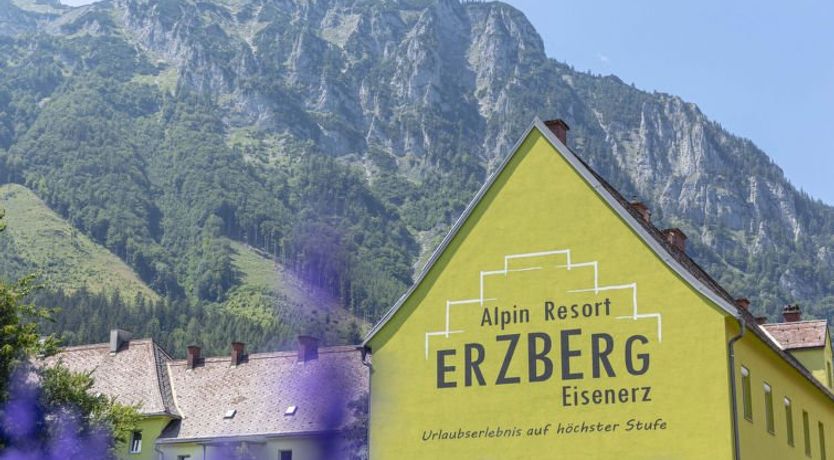 Photo of für 4 P. mit IR-Sauna & Sprudelwanne Apartment 42
