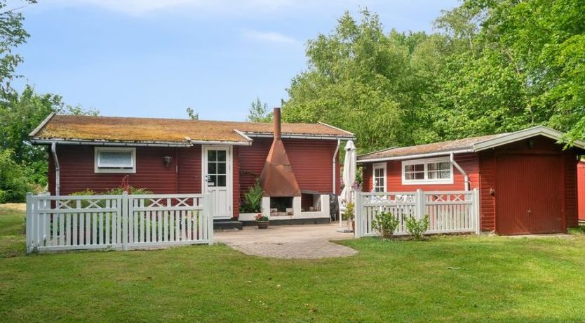 Photo of "Rahilka" - 700m from the sea