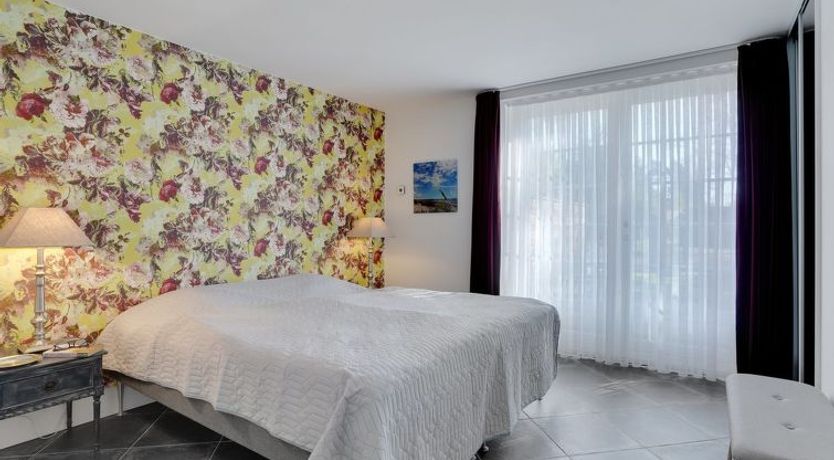 Photo of "Samson" - 100m from the sea