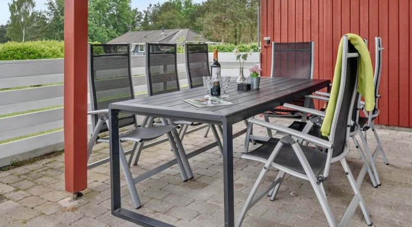 Photo of "Emly" - 1.1km from the sea