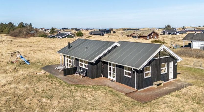 Photo of "Sirkka" - 902m from the sea