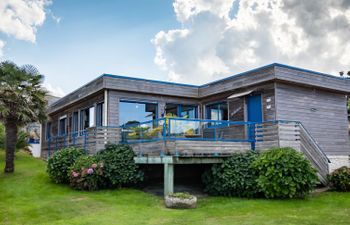 Ty Glas Holiday Home