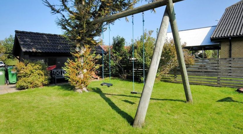 Photo of "Indi" - 400m from the sea