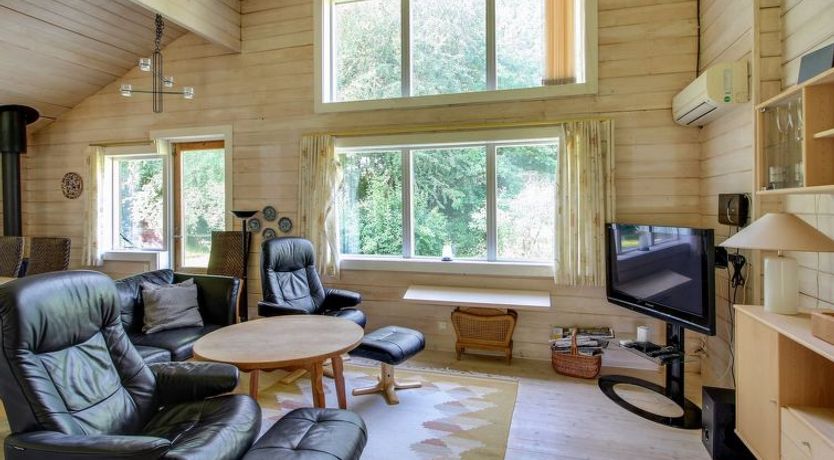 Photo of "Efimija" - 7km from the sea