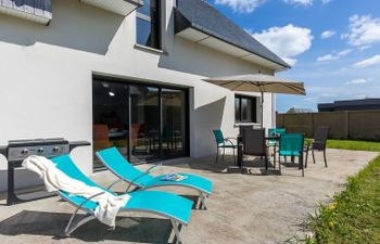 Les Sables Blancs Holiday Home