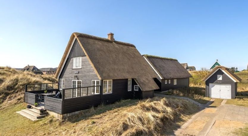 Photo of "Sten" - 100m from the sea