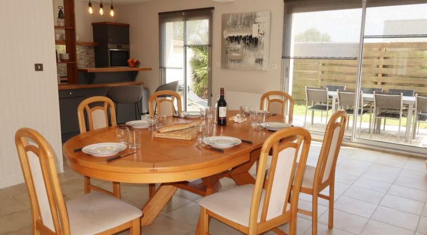 Photo of Cremiou Beach