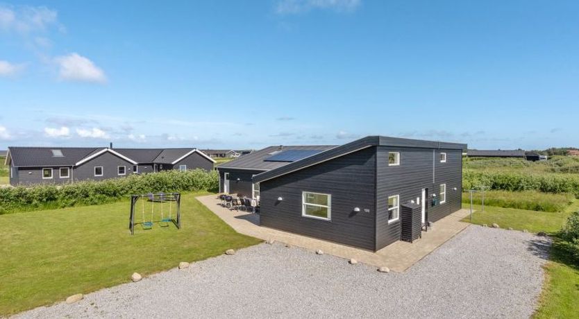 Photo of "Vitori" - 800m from the sea