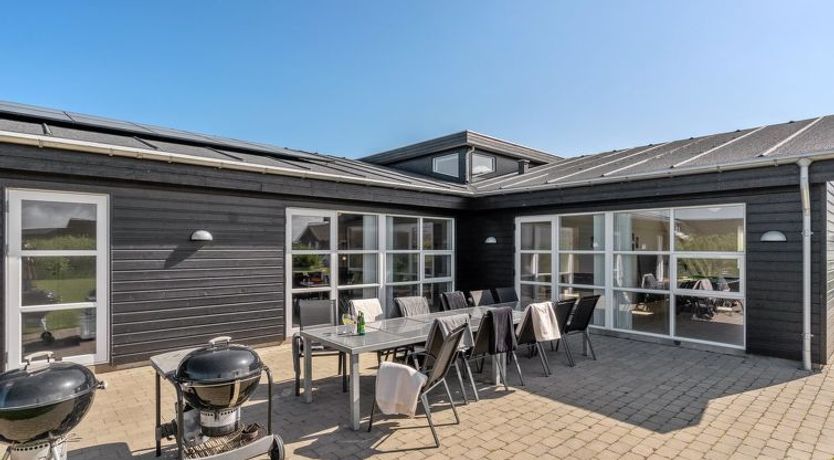 Photo of "Vitori" - 800m from the sea