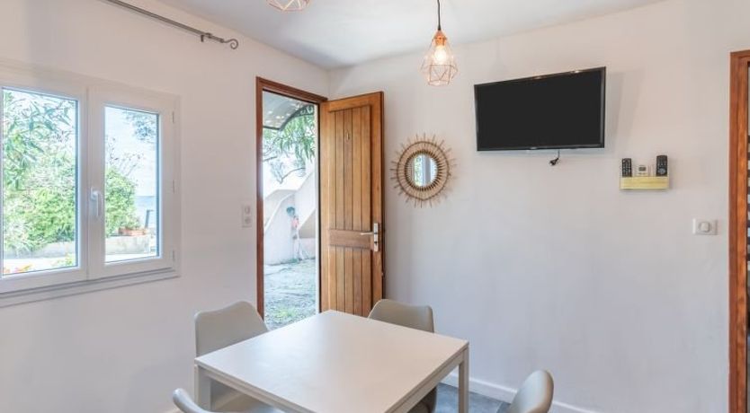 Photo of Sepia Apartment 6