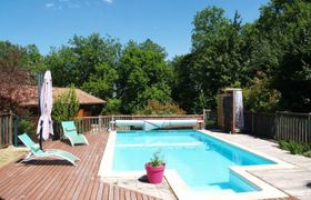 Le Noisetier Holiday Home