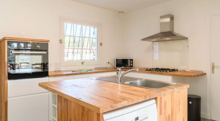 Photo of Les Chênes