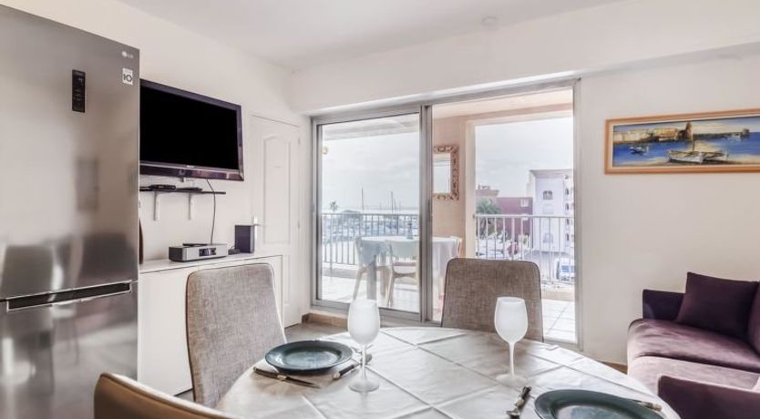 Photo of Port de La Gavine Apartment 28