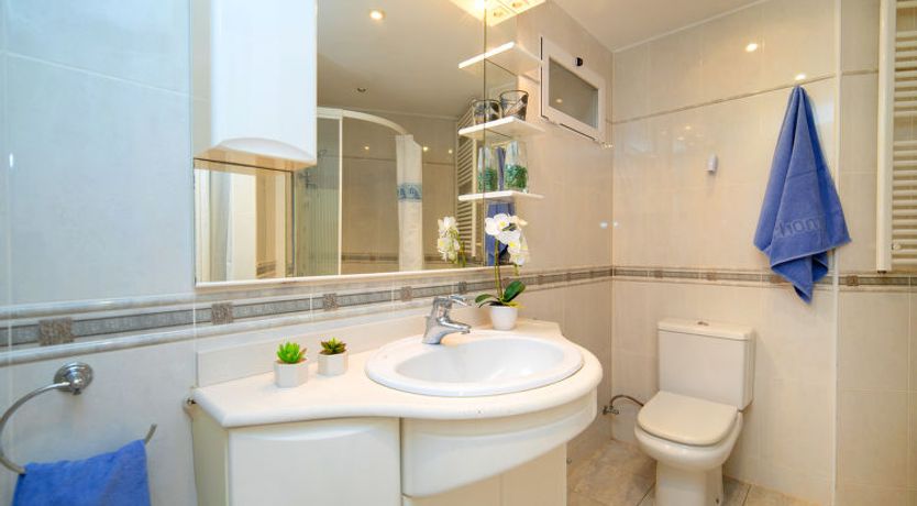 Photo of Oceanic Apartment 2