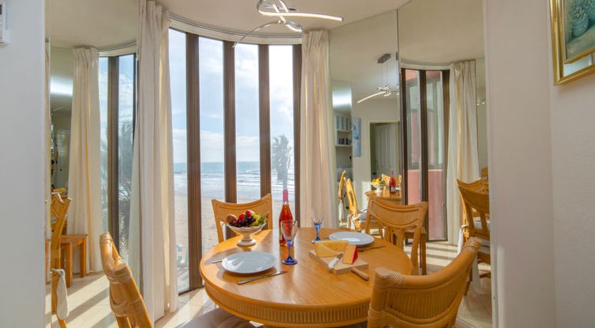 Photo of Oceanic Apartment 2