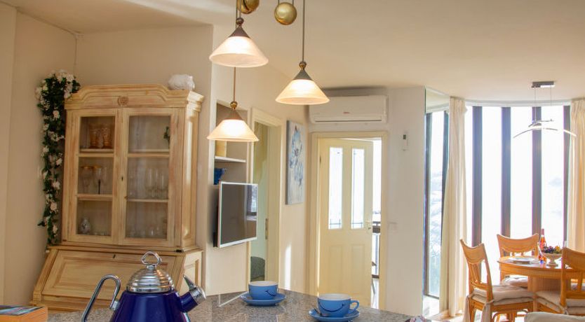 Photo of Oceanic Apartment 2