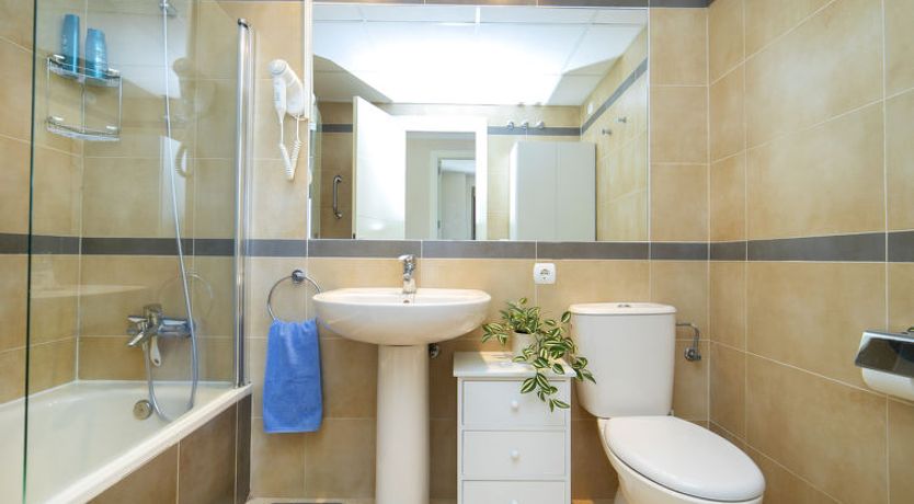 Photo of Esmeralda Suites Apartment 4