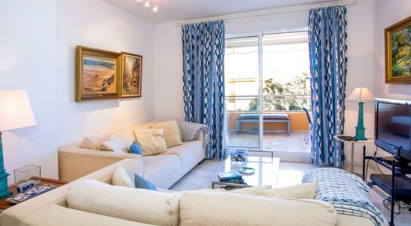 Photo of Jardine de Bolonia Plus Apartment 2