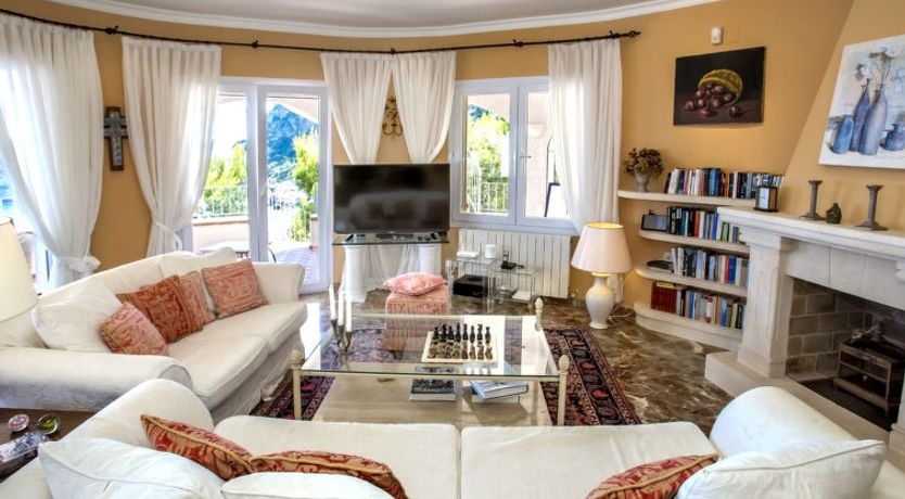 Photo of Villa El Paraiso al Mar Ambolo