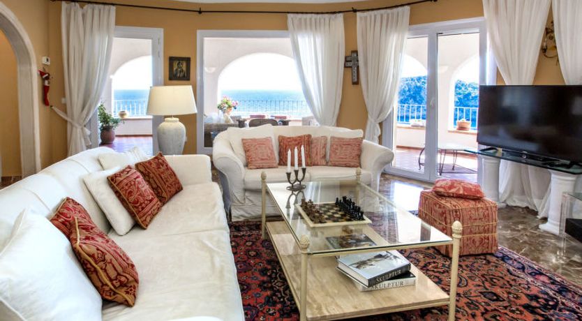 Photo of Villa El Paraiso al Mar Ambolo