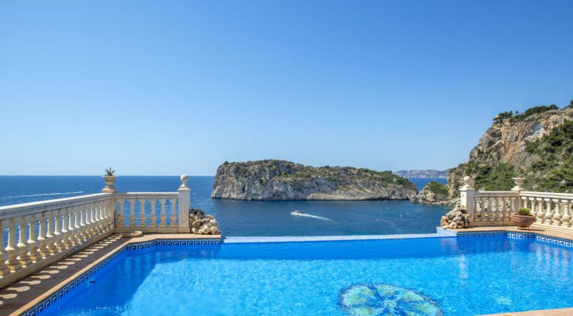 Photo of Villa El Paraiso al Mar Ambolo