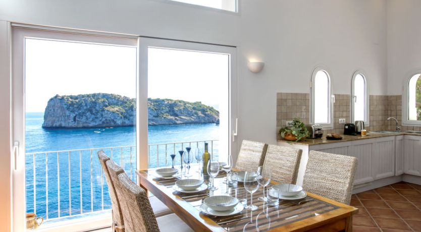 Photo of Villa El Paraiso al Mar Ambolo