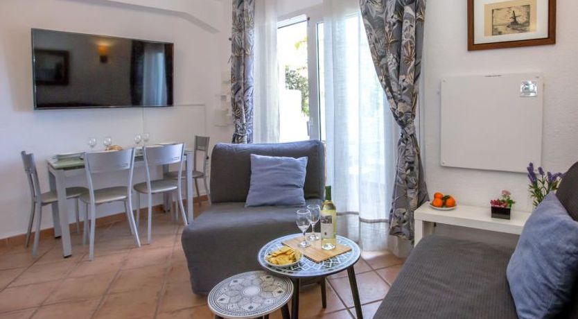 Photo of Oasis Beach Apartment 2