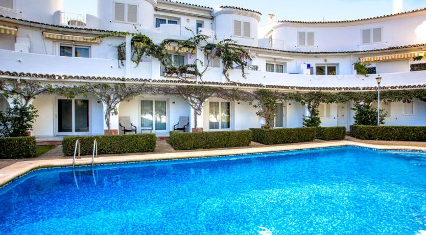 Photo of Oasis Beach Apartment 2