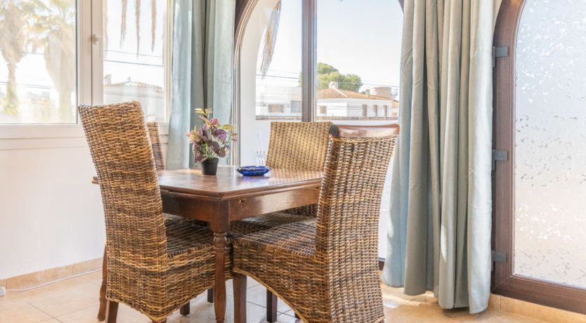 Photo of Melrose place Apartment 3