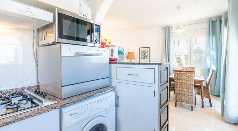 Photo of Melrose place Apartment 3