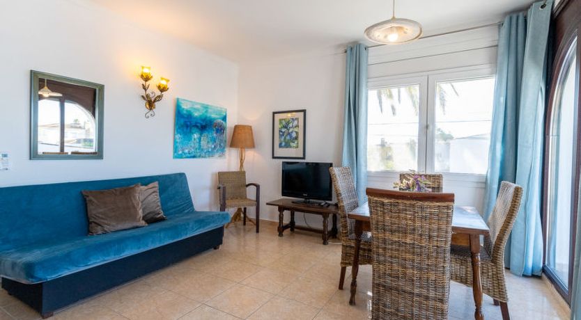 Photo of Melrose place Apartment 3