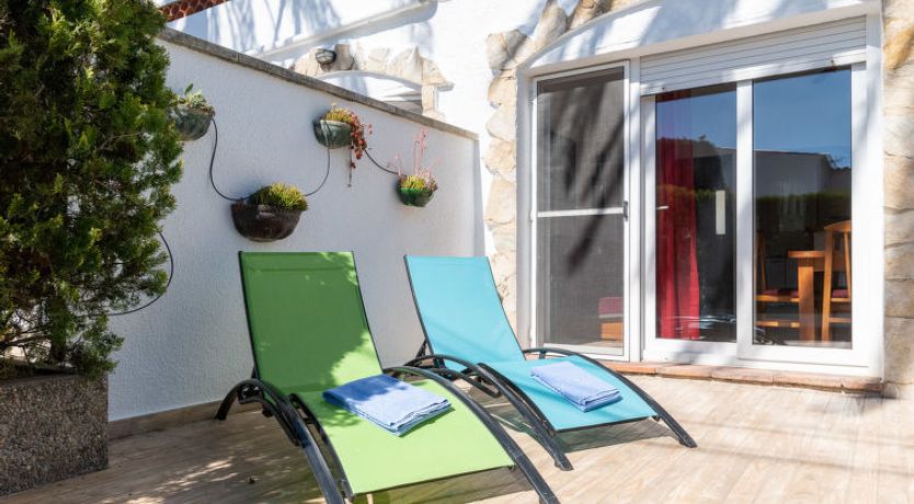 Photo of Melrose place Apartment 2