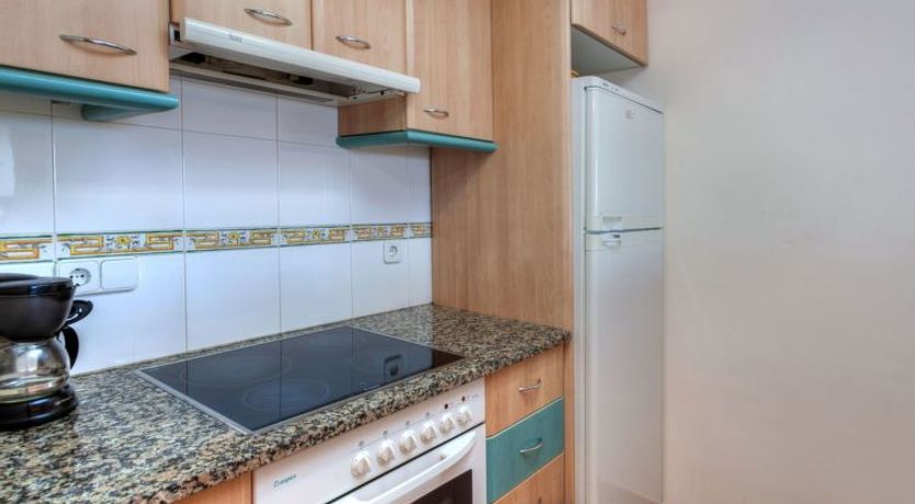 Photo of "Port Pals Golden" Apartment 4