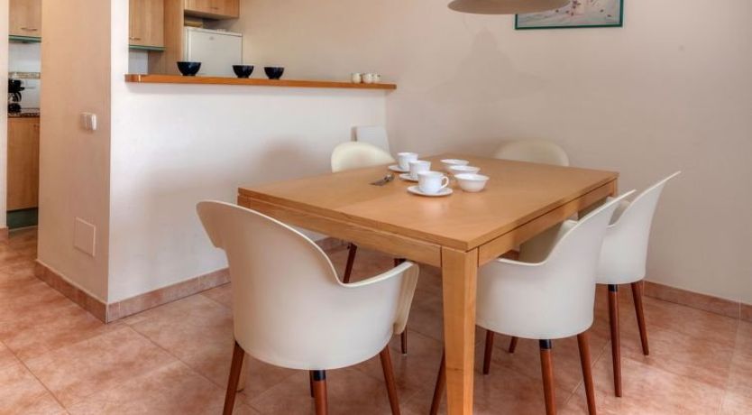 Photo of "Port Pals Golden" Apartment 4