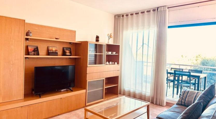 Photo of "Port Pals Golden" Apartment 4