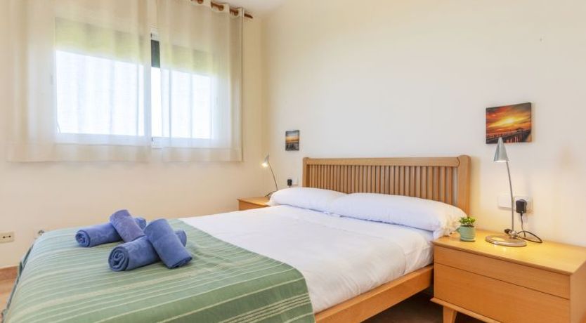 Photo of "Port Pals Golden" Apartment 4