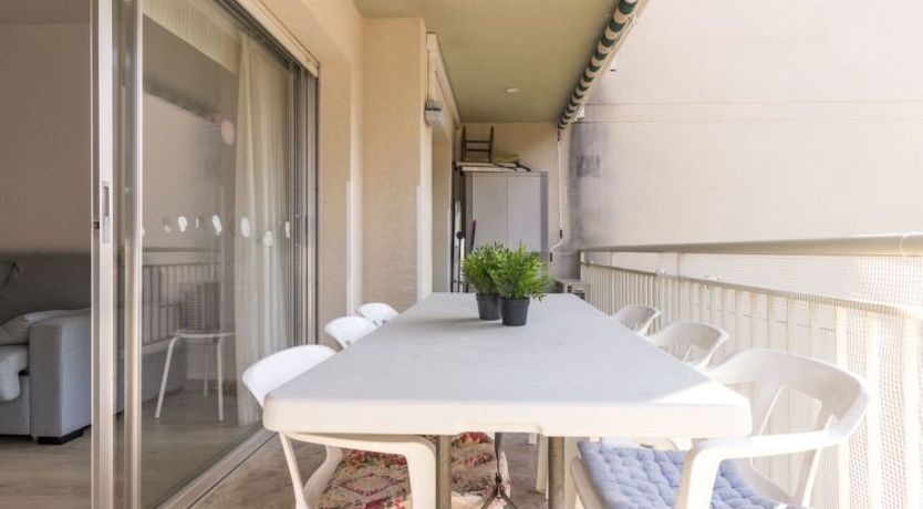 Photo of DMS IV Apartment 3