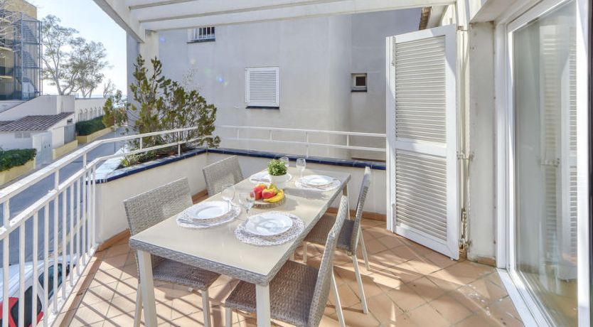 Photo of Platja de Roses Apartment 8