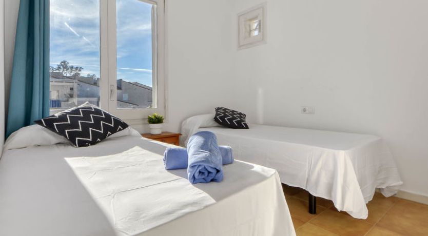 Photo of Platja de Roses Apartment 6
