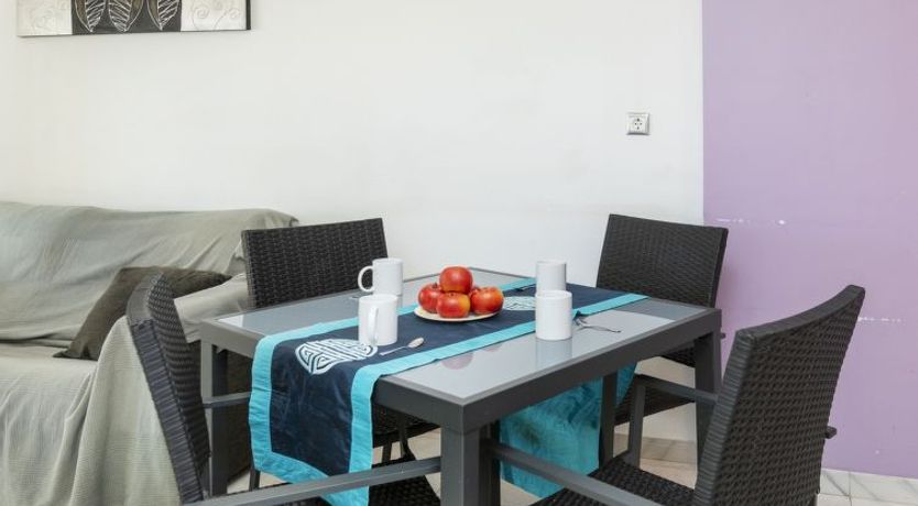 Photo of Jardines Family 205