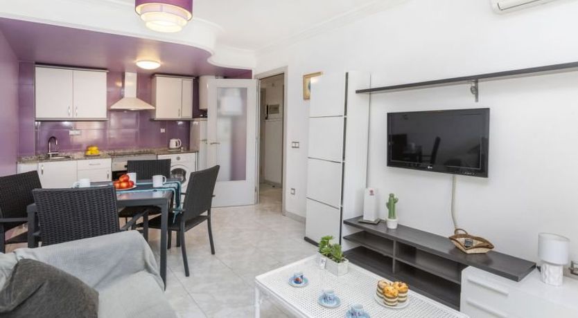 Photo of Jardines Family 205