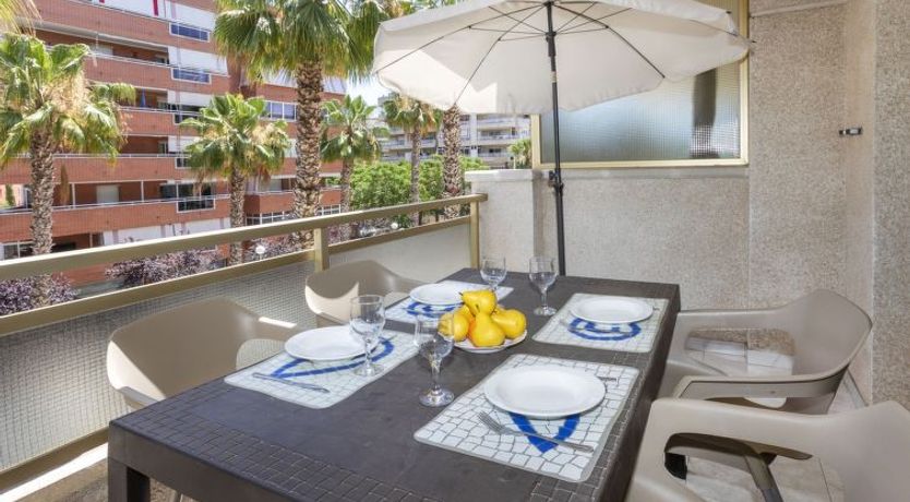 Photo of Jardines Family 205