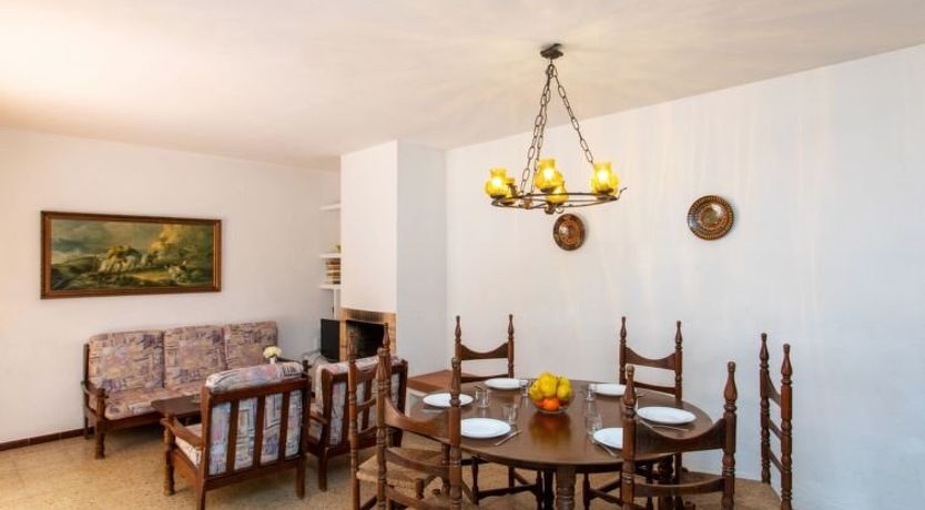 Photo of S'Esquirol N&ordm;9 Apartment 6