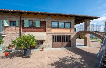 Antica Cascina Holiday Home